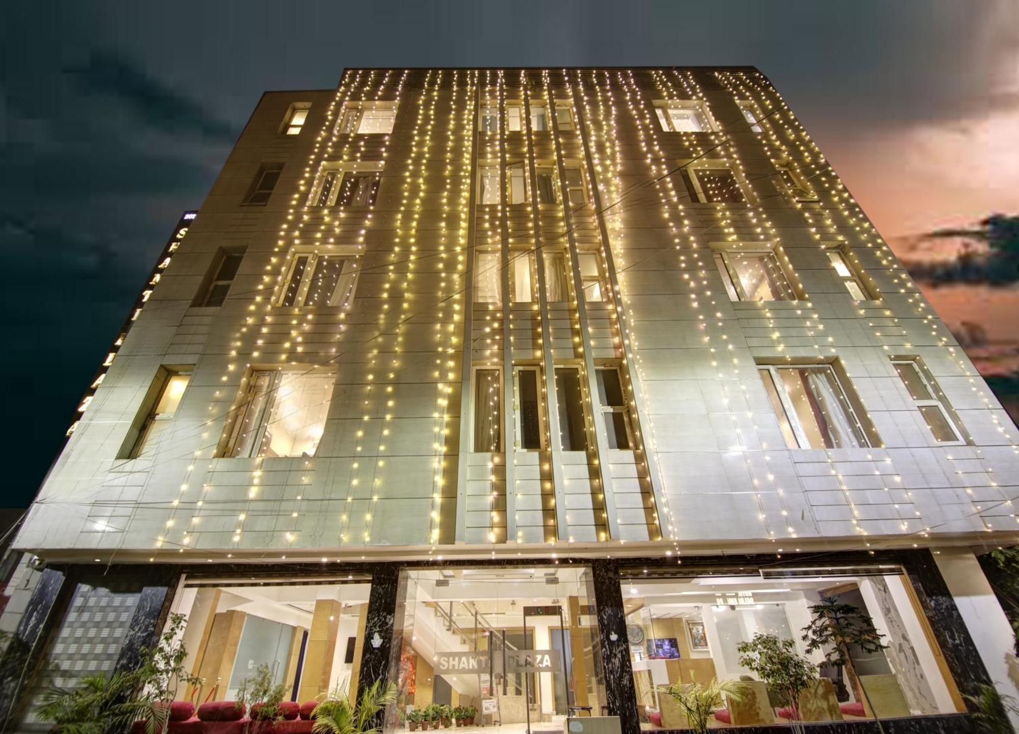 The Shanti Plaza - New Delhi Exterior photo