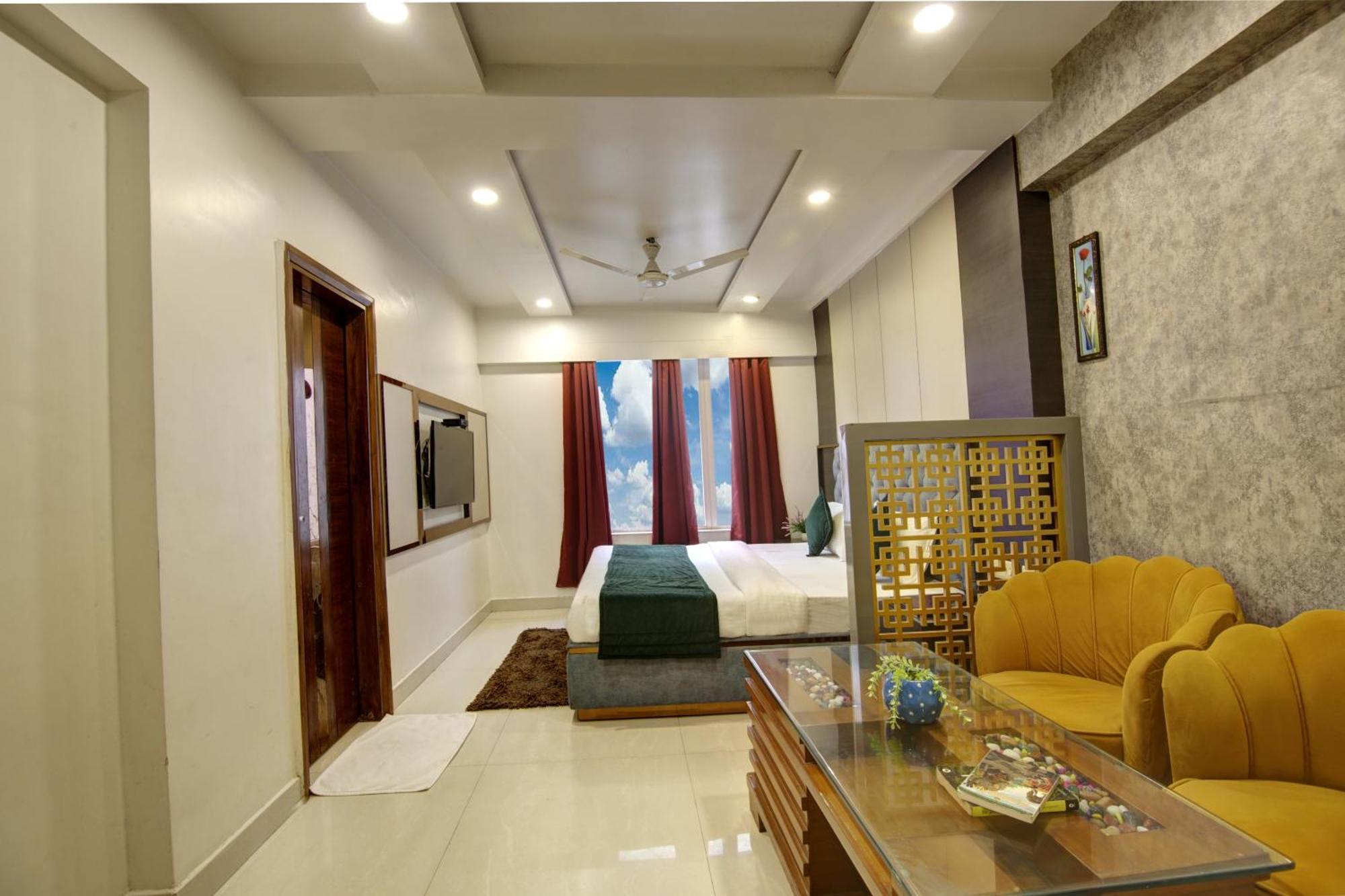The Shanti Plaza - New Delhi Exterior photo