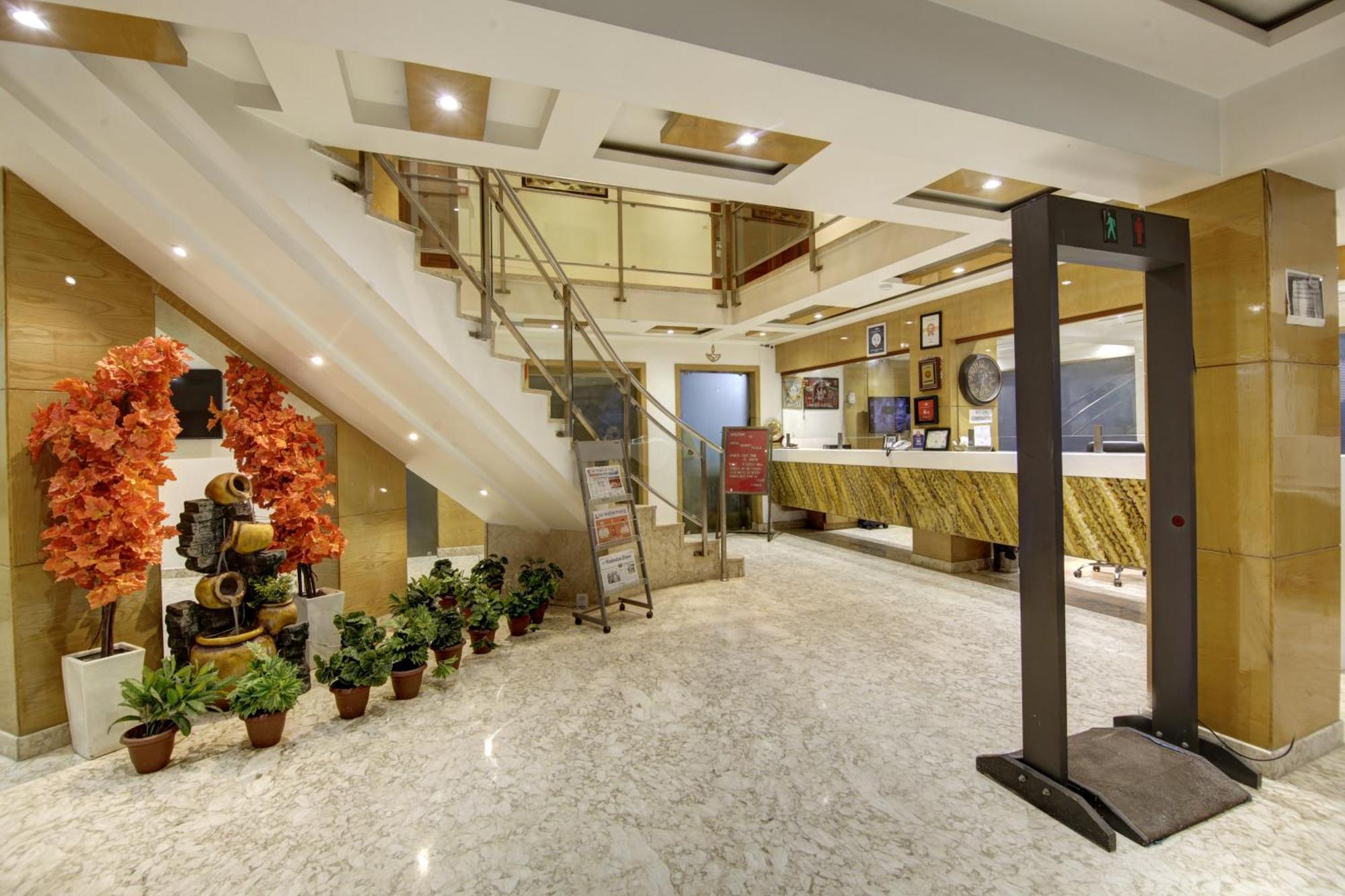 The Shanti Plaza - New Delhi Exterior photo