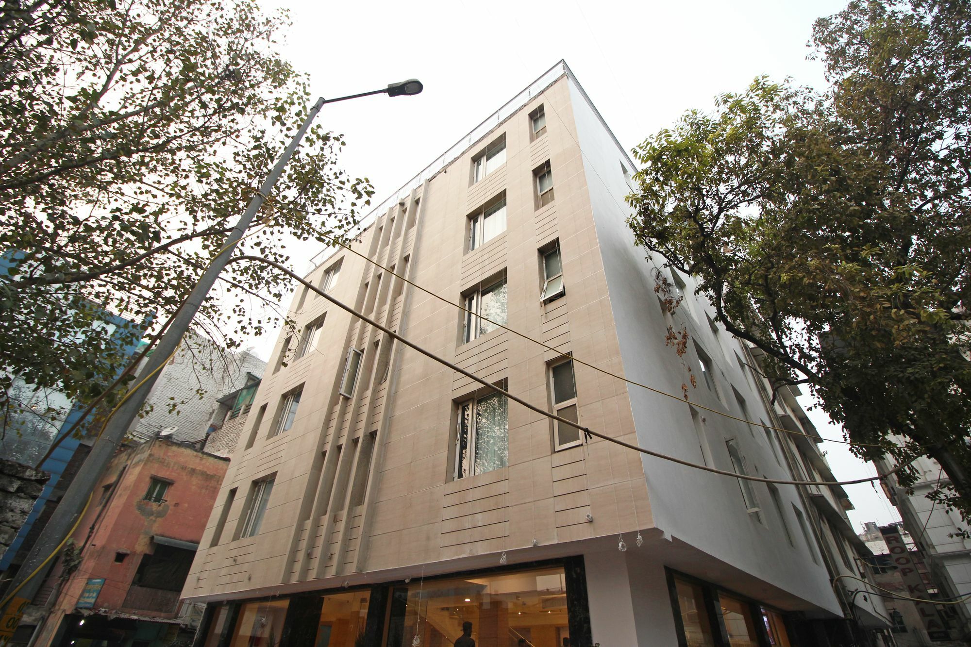 The Shanti Plaza - New Delhi Exterior photo