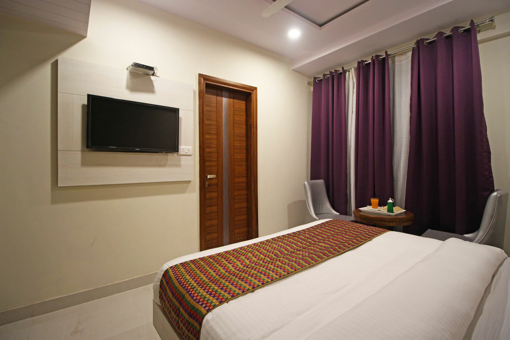 The Shanti Plaza - New Delhi Exterior photo
